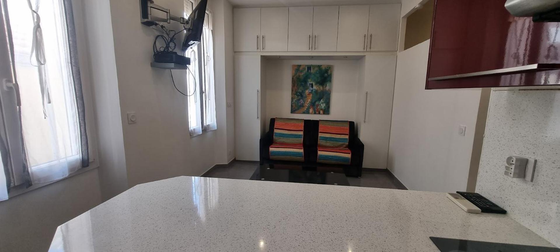 One Bedroom Andre *